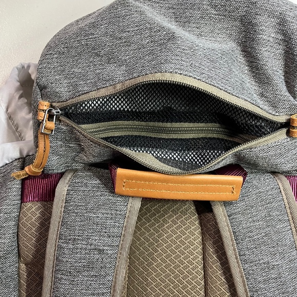 Eddie Bauer backpack/daypack/laptop bag, brand new no tags - Picture 6 of 11